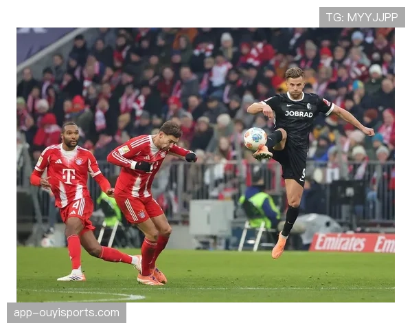 战术复盘：弗赖堡如何利用定位球两度攻破拜仁球门